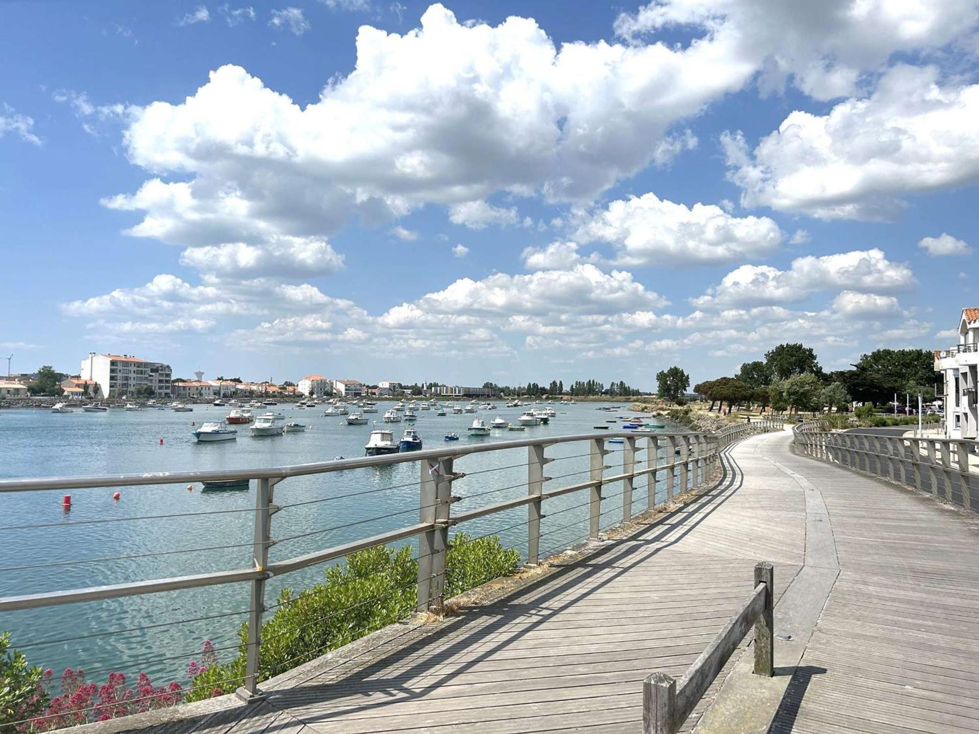 Appartement 2 Pieces Avec Parking Prive, Proche Plage Et Commerces, Saint-Gilles-Croix-De-Vie - Fr-1-224-783 מראה חיצוני תמונה