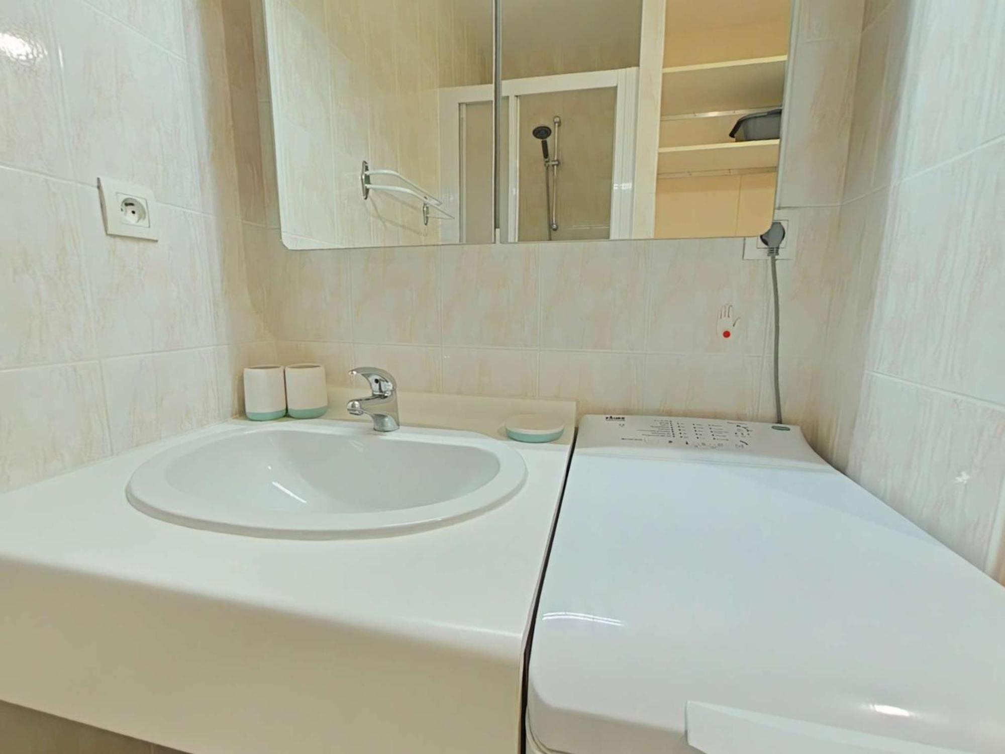 Appartement 2 Pieces Avec Parking Prive, Proche Plage Et Commerces, Saint-Gilles-Croix-De-Vie - Fr-1-224-783 מראה חיצוני תמונה