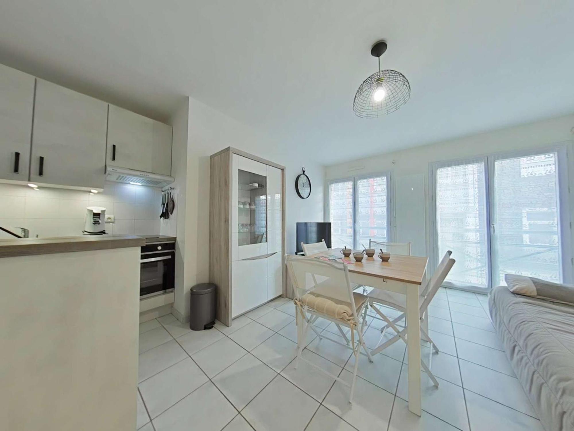 Appartement 2 Pieces Avec Parking Prive, Proche Plage Et Commerces, Saint-Gilles-Croix-De-Vie - Fr-1-224-783 מראה חיצוני תמונה